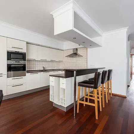 Bukowinska 12 Prywatne Mieszkanie 80m2 Z Dwiema Sypialniami I Balkonem 2x Bezplatne Miejsca Parkingowe Samodzielne Zameldowanie! Private Garage! Self Check-in System!